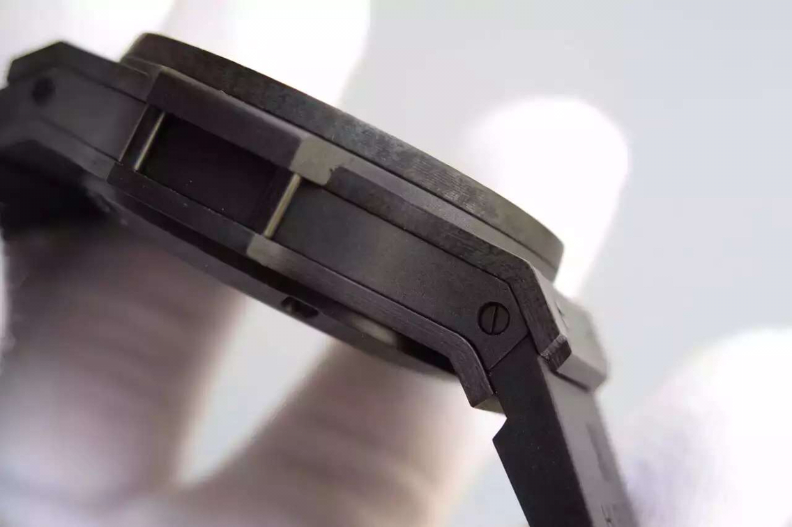 宇舶Hublot 大爆炸繫列Big Bang 腕錶301.QX.1740.GR All Carbon Fiber 全碳纖維手錶￥4480 -高仿錶