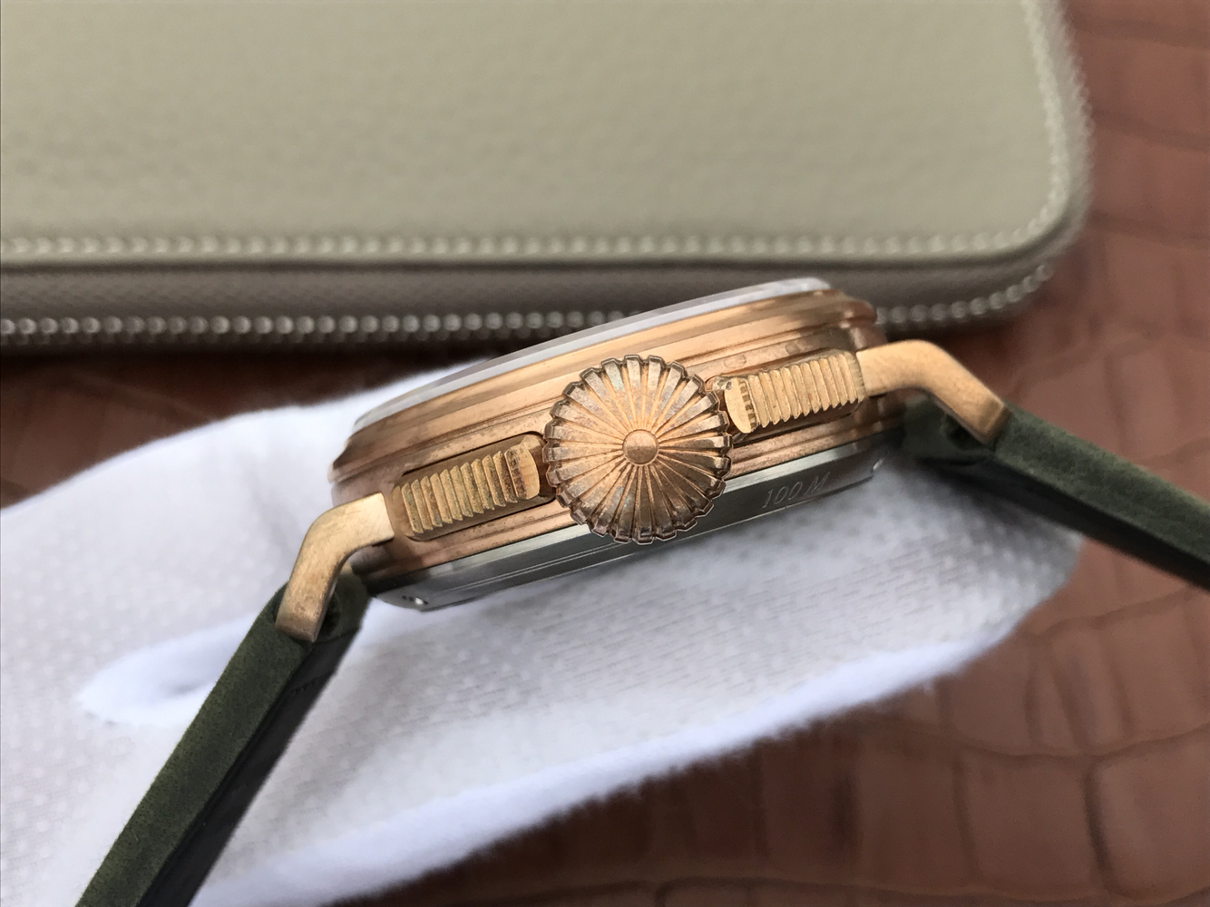 仿真力時飛行員 XF真力時飛行員29.2430.4069/21.C800青銅騎士¥3480-高仿錶 仿真力時飛行員 XF真力時飛行員29.2430.4069/21.C800青銅騎士¥3480-高仿錶