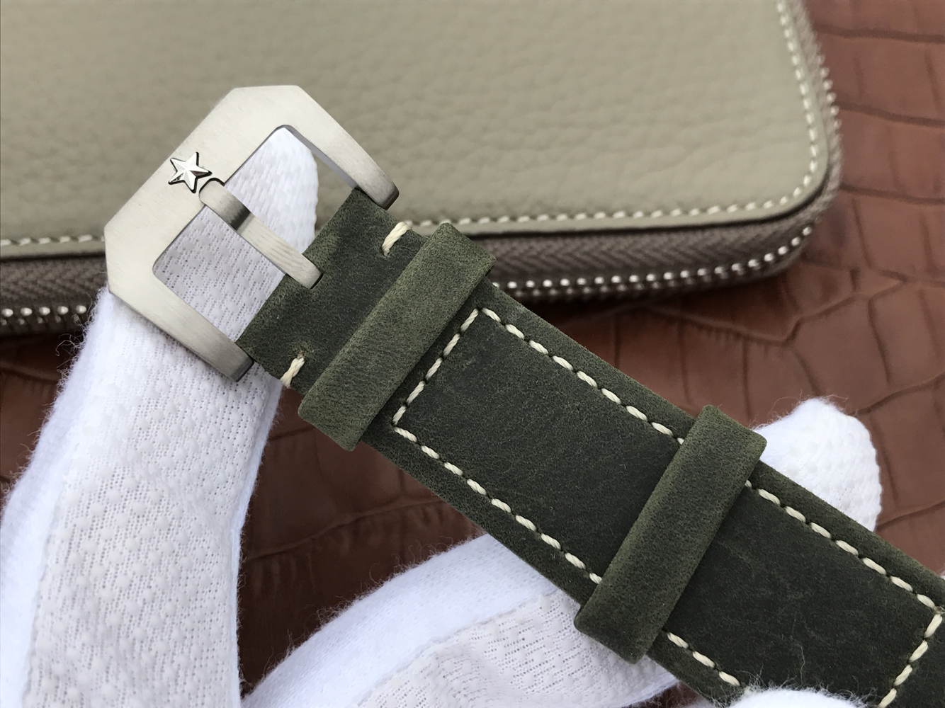 仿真力時飛行員 XF真力時飛行員29.2430.4069/21.C800青銅騎士¥3480-高仿錶 仿真力時飛行員 XF真力時飛行員29.2430.4069/21.C800青銅騎士¥3480-高仿錶