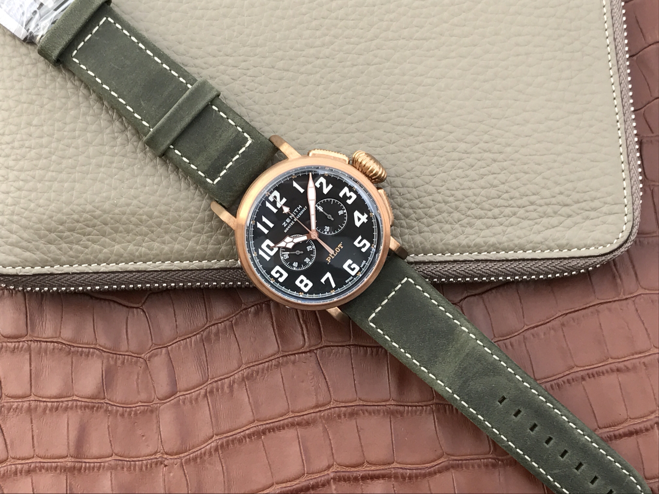 仿真力時飛行員 XF真力時飛行員29.2430.4069/21.C800青銅騎士¥3480-高仿錶 仿真力時飛行員 XF真力時飛行員29.2430.4069/21.C800青銅騎士¥3480-高仿錶