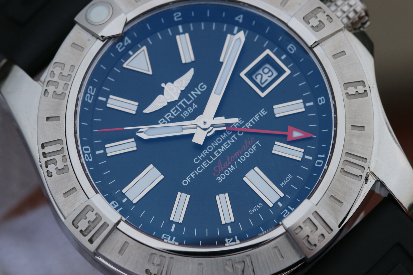 仿百年靈復仇者 GF百年靈復仇者二代A3239011￥3480-高仿錶