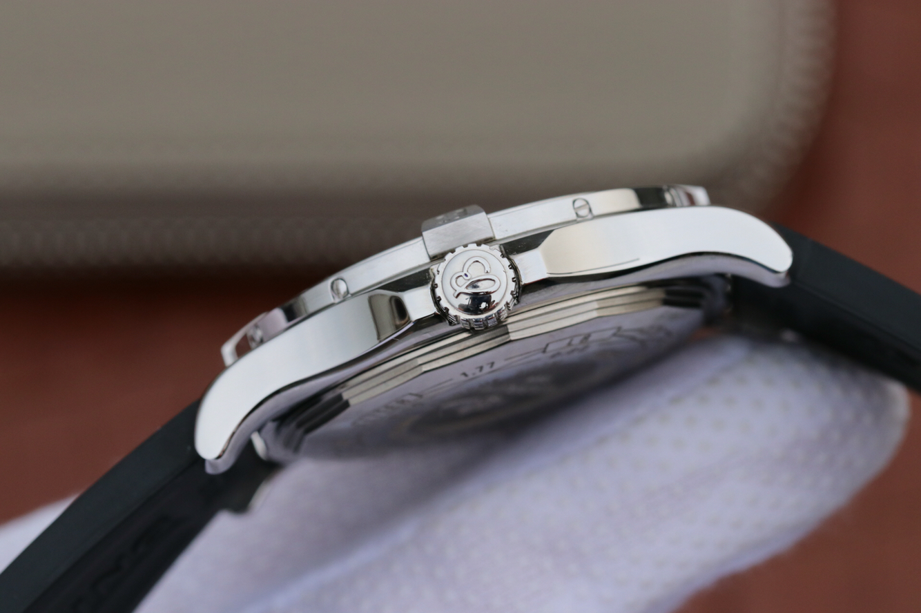 仿百年靈復仇者 GF百年靈復仇者二代A3239011￥3480-高仿錶