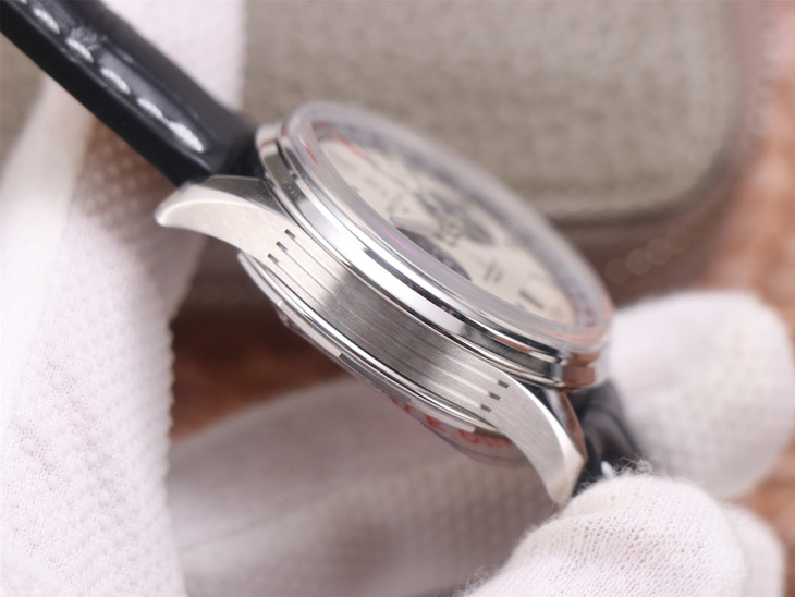 百年靈璞雅gf復刻錶 GF廠百年靈璞雅繫列AB0118221G1P1￥3680-高仿錶