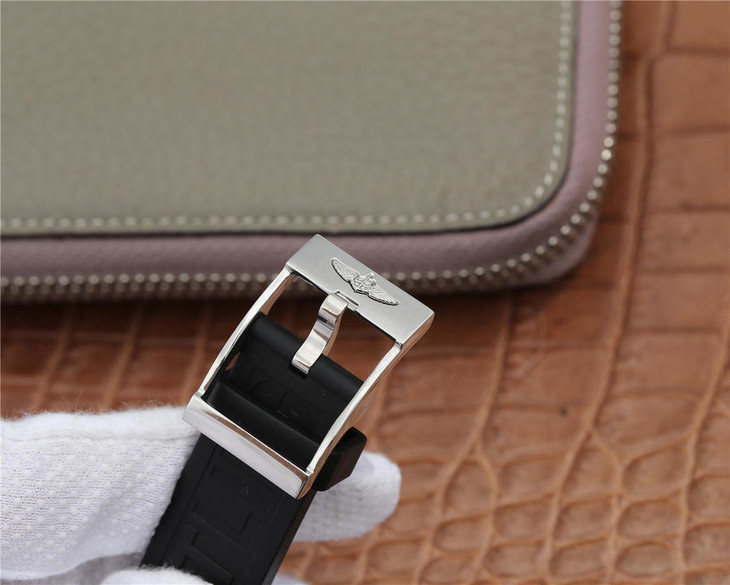 百年靈超級海洋文化二代1比1高仿 GM百年靈超級海洋A1736402/BA32￥3480-高仿錶