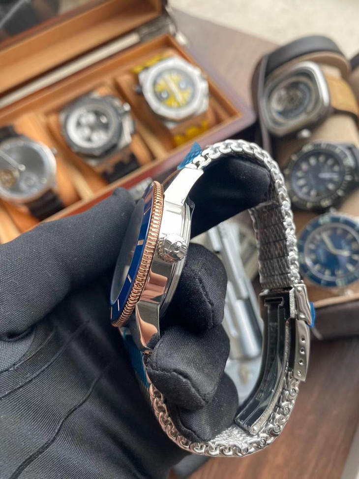 百年靈仿錶 gf百年靈超級海洋文化二代42 UB2010161C1S1￥3480-高仿錶