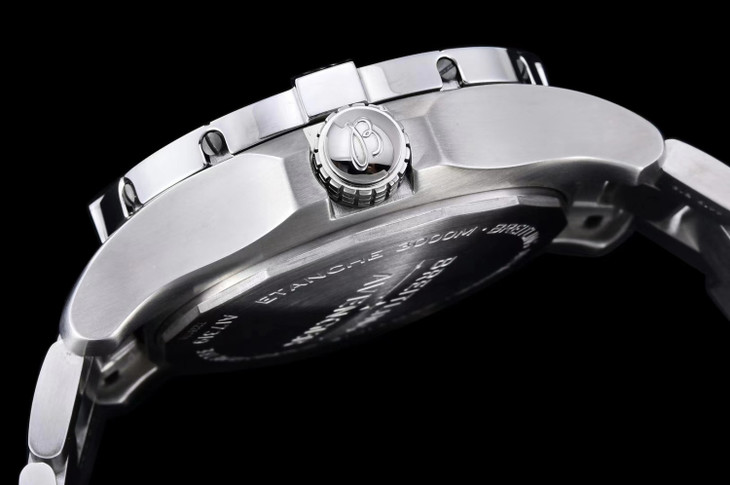 百年靈復仇者深潛海狼1比1復刻 gf百年靈復仇者繫列A17319101I1A1 黃色盤面￥3480-高仿錶