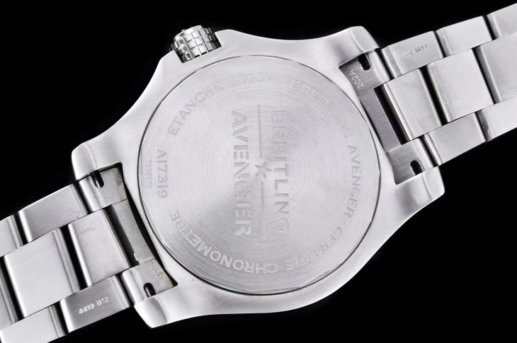 百年靈復仇者深潛海狼1比1復刻 gf百年靈復仇者繫列A17319101I1A1 黃色盤面￥3480-高仿錶