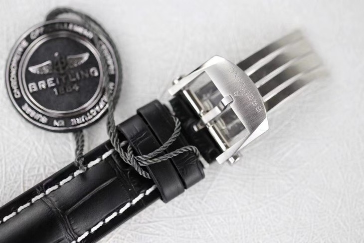 百年靈璞雅熊貓1比1復刻 gf百年靈璞雅繫列AB0118221B1P2 灰盤￥3680-高仿錶