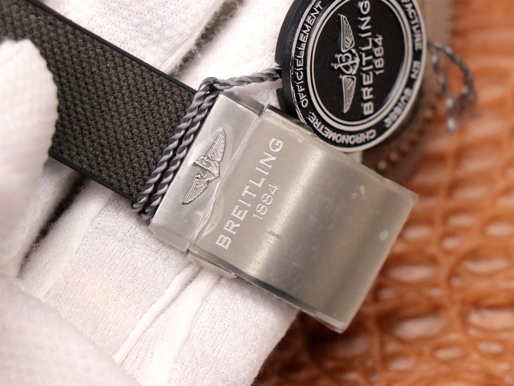 1比1高仿百年靈復仇者機械錶 v9百年靈復仇者E1338310.M534.253S.E20DSA.2¥4480-高仿錶 1比1高仿百年靈復仇者機械錶 v9百年靈復仇者E1338310.M534.253S.E20DSA.2¥4480-高仿錶