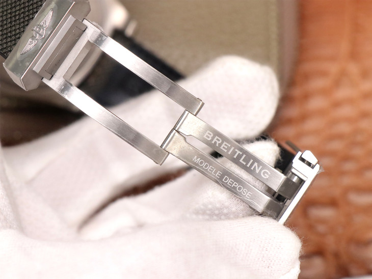 1比1高仿百年靈復仇者機械錶 v9百年靈復仇者E1338310.M534.253S.E20DSA.2¥4480-高仿錶 1比1高仿百年靈復仇者機械錶 v9百年靈復仇者E1338310.M534.253S.E20DSA.2¥4480-高仿錶