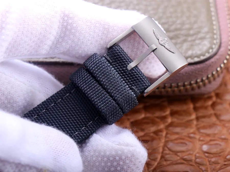 一比一高仿百年靈復仇者價格 BLS廠百年靈復仇者二代美國特別版￥3880-高仿錶