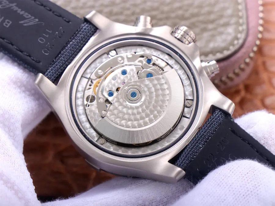 一比一高仿百年靈復仇者價格 BLS廠百年靈復仇者二代美國特別版￥3880-高仿錶