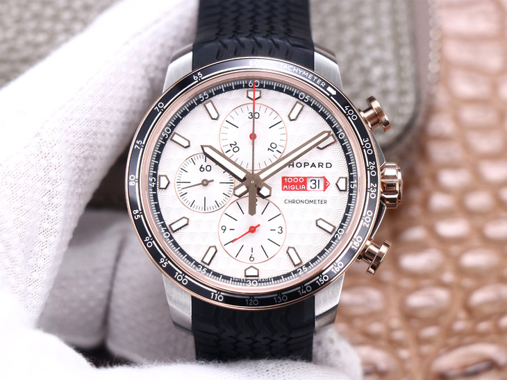 1比1復刻蕭邦經典賽車 v7蕭邦賽車繫列 168571¥4880-高仿錶 1比1復刻蕭邦經典賽車 v7蕭邦賽車繫列 168571¥4880-高仿錶