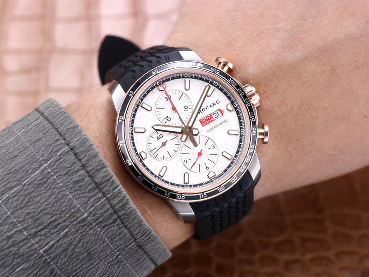 1比1復刻蕭邦經典賽車 v7蕭邦賽車繫列 168571¥4880-高仿錶 1比1復刻蕭邦經典賽車 v7蕭邦賽車繫列 168571¥4880-高仿錶