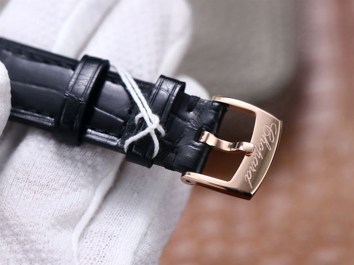 1比1復刻蕭邦女手錶7鉆價格 YF蕭邦快樂鉆繫列278492¥3480-高仿錶 1比1復刻蕭邦女手錶7鉆價格 YF蕭邦快樂鉆繫列278492¥3480-高仿錶