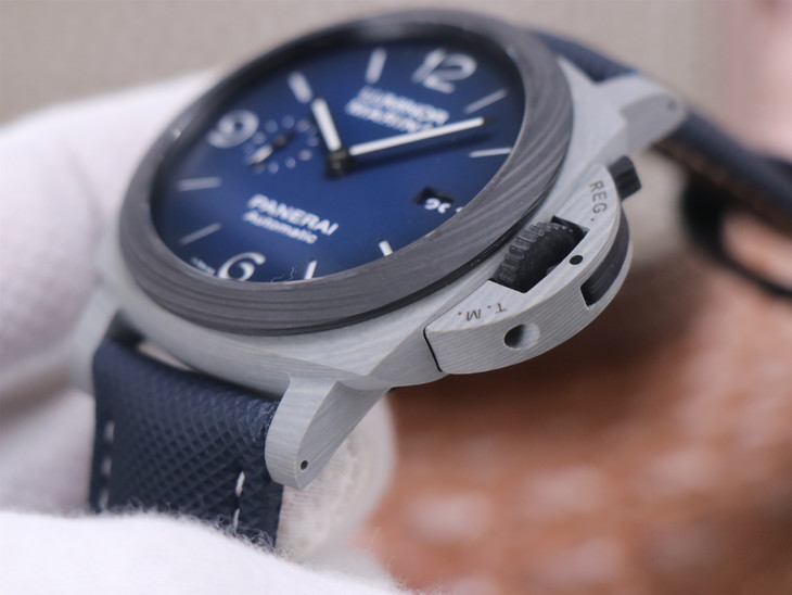 1比1復刻沛納海1663 vs沛納海pam01663 漸變“煙熏藍” 價格￥3680-高仿錶