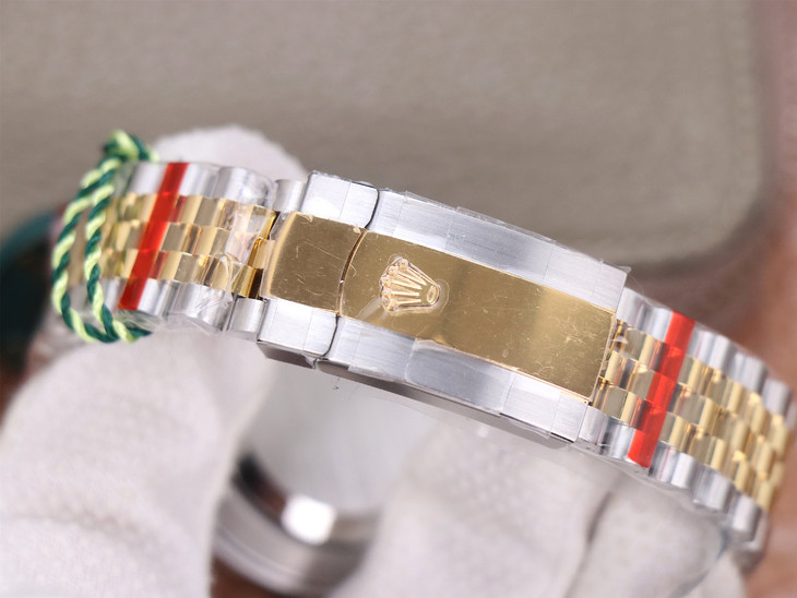 1比1復刻勞力士日誌41mm款式 tw勞力士間金日誌 126333 金色面¥3480-高仿錶 1比1復刻勞力士日誌41mm款式 tw勞力士間金日誌 126333 金色面¥3480-高仿錶