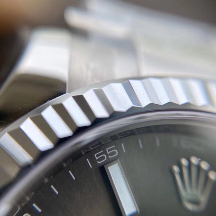 勞力士1比1復刻日誌錶 vs勞力士日誌型 126334 灰盤￥4580-高仿錶