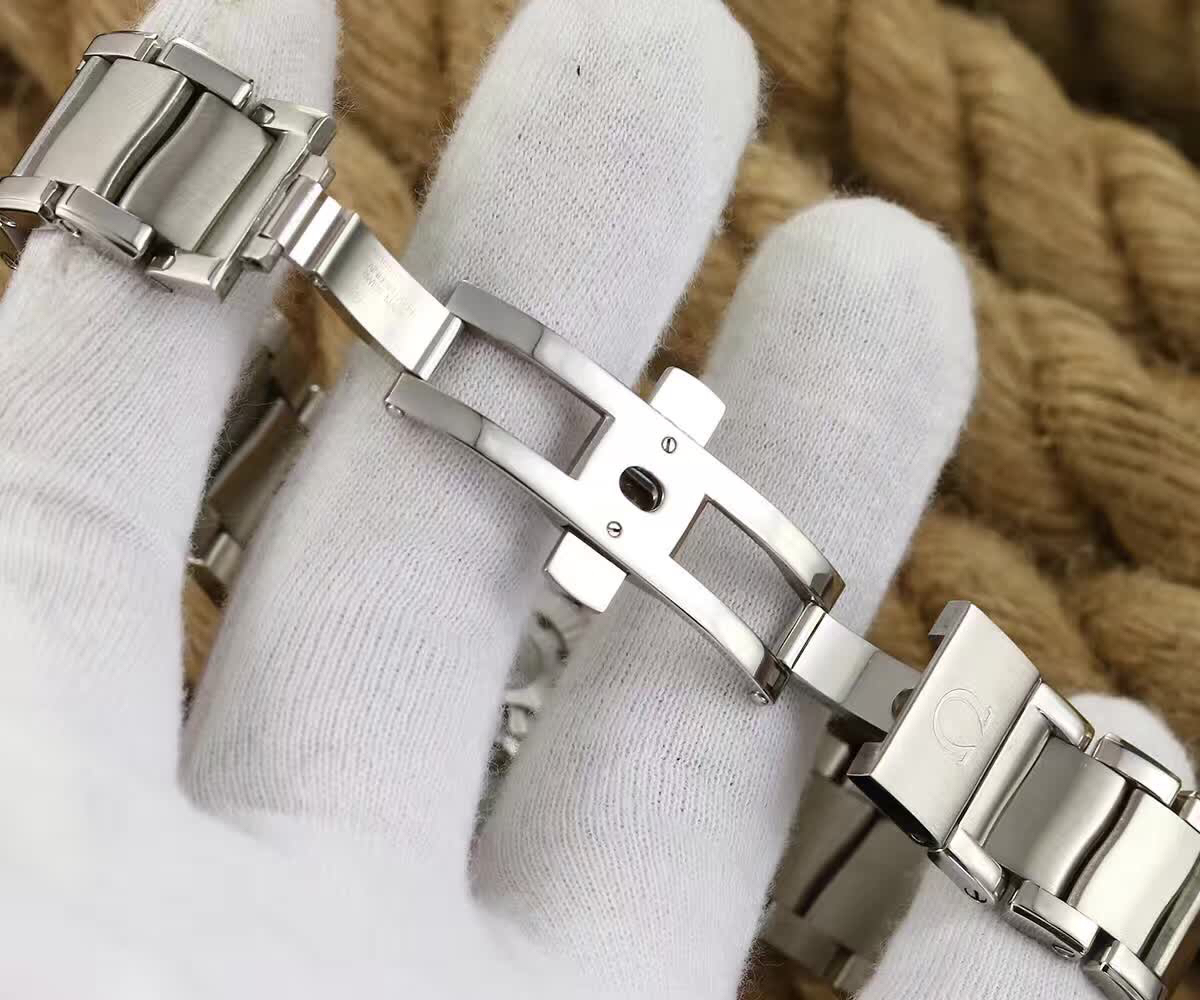 歐米茄蝶飛鳥巢 復刻手錶 V6歐米茄碟飛鳥巢款425.30.34.20.55.001￥3180-高仿錶