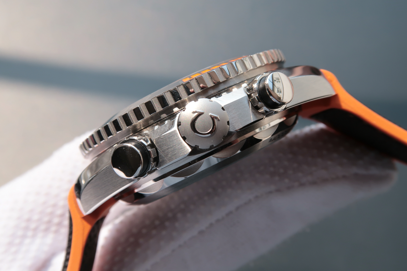 復刻手錶歐米茄海馬OM和VS OM歐米茄海馬215.32.46.51.01.001¥3880-高仿錶 復刻手錶歐米茄海馬OM和VS OM歐米茄海馬215.32.46.51.01.001¥3880-高仿錶