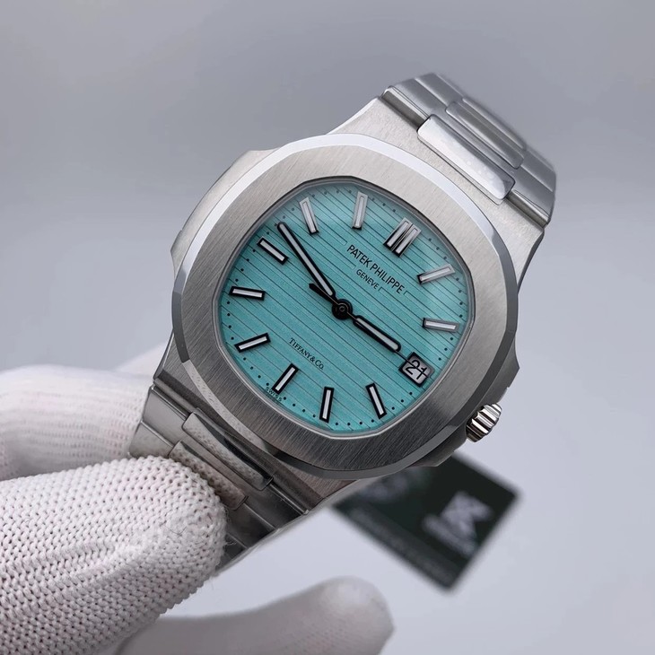 1比1復刻百達翡麗鸚鵡螺蒂芙尼藍 5711 3k出品 經典機械男錶¥4680-高仿錶 1比1復刻百達翡麗鸚鵡螺蒂芙尼藍 5711 3k出品 經典機械男錶¥4680-高仿錶