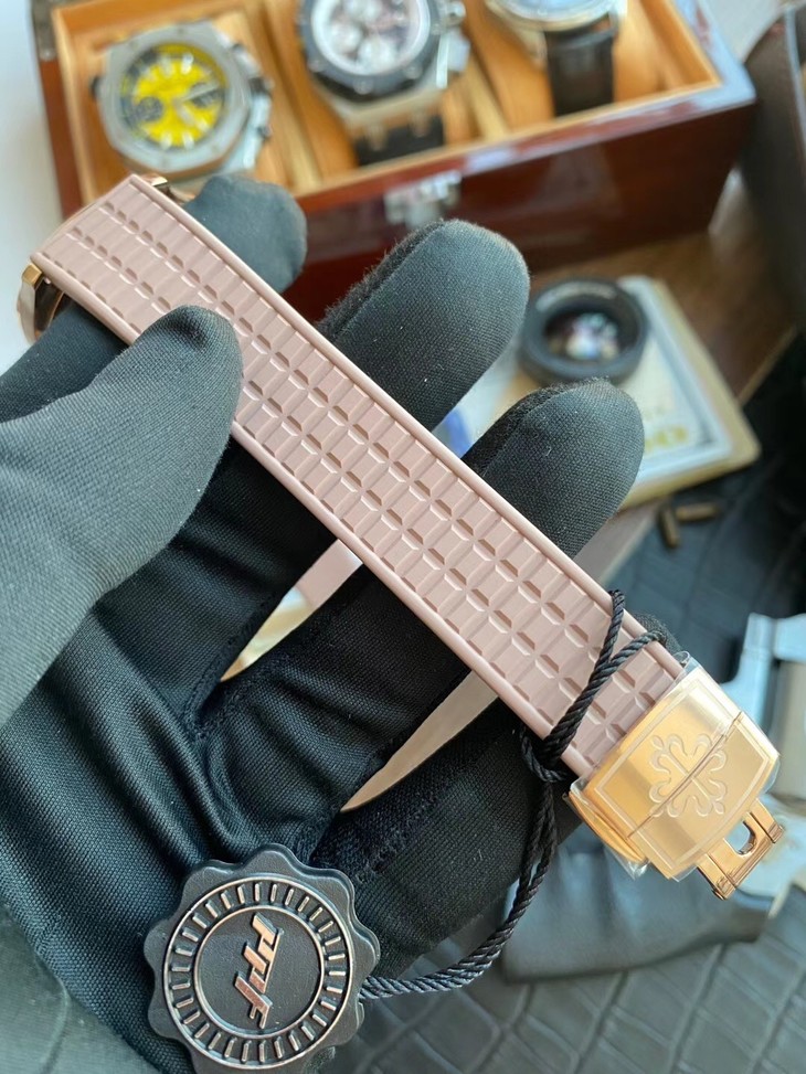 1比1高仿百達翡麗鸚鵡螺女士手錶 5072R-001￥3680-高仿錶