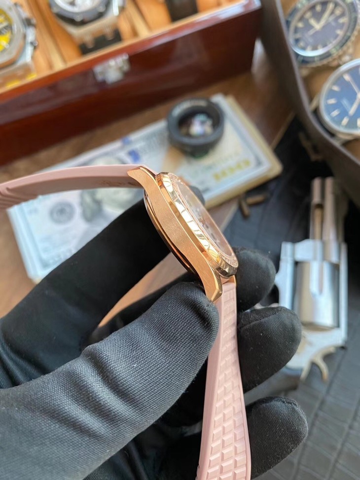 1比1高仿百達翡麗鸚鵡螺女士手錶 5072R-001￥3680-高仿錶