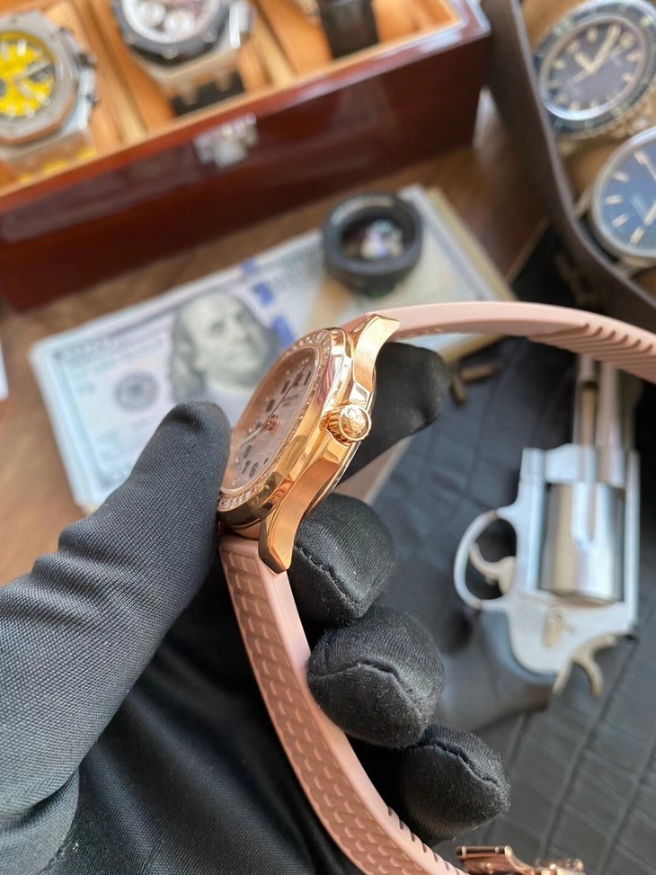 1比1高仿百達翡麗鸚鵡螺女士手錶 5072R-001￥3680-高仿錶