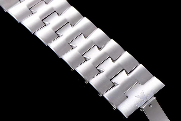 1比1高仿江詩丹頓縱橫四海 BF江詩丹頓縱橫四海繫列4500V/110A-B128 藍盤￥3480-高仿錶