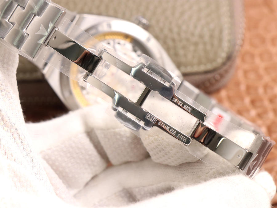 江詩丹頓陀飛輪復刻手錶 8F廠江詩丹頓Overseas縱橫四海繫列￥8800-高仿錶