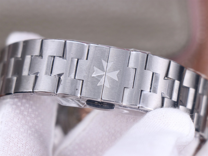 1比1高仿江詩丹頓超薄繫列男士手錶 xf江詩丹頓2000V 黑盤￥4580 -高仿錶