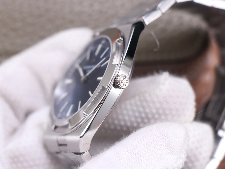 1比1高仿江詩丹頓縱橫四海男士手錶 xf江詩丹頓2000V 騷藍￥4580-高仿錶