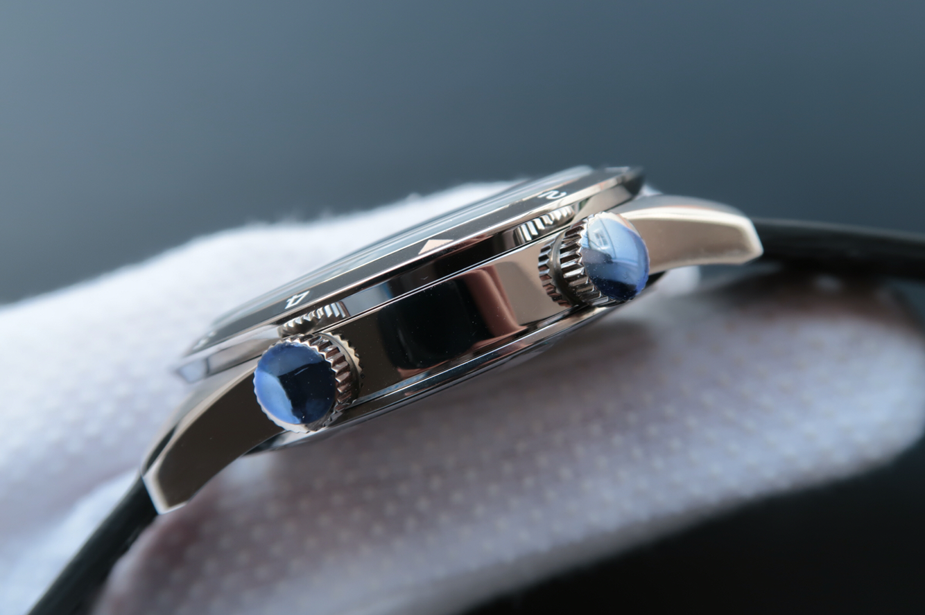 積家極限運動大師復刻手錶 積家極限大師繫列Q2028470￥3480-高仿錶