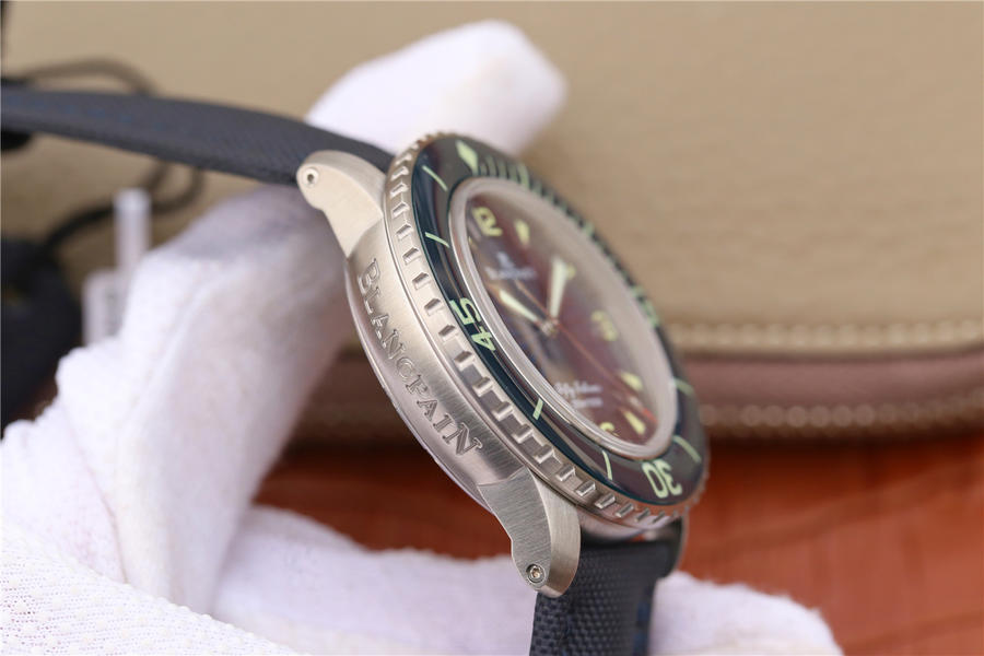 復刻手錶腕錶寶珀五十尋 ZF寶珀五十噚5015D-1140-52B 藍盤¥4580-高仿錶 復刻手錶腕錶寶珀五十尋 ZF寶珀五十噚5015D-1140-52B 藍盤¥4580-高仿錶