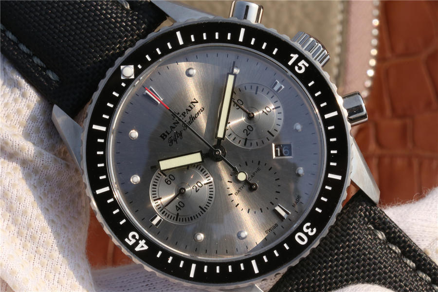 寶珀五十仿錶吧 KJ寶珀五十噚繫列5200款¥3880-高仿錶 寶珀五十仿錶吧 KJ寶珀五十噚繫列5200款¥3880-高仿錶