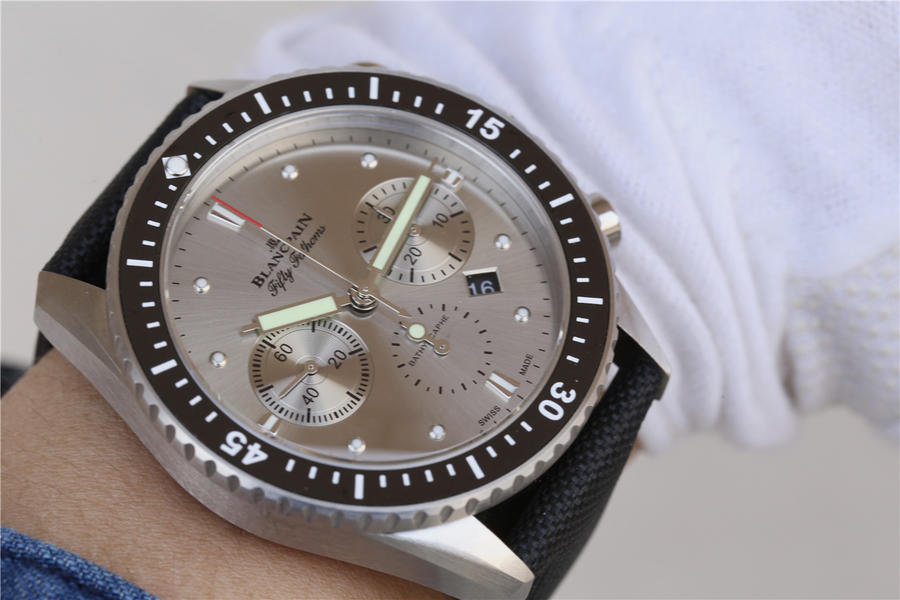 寶珀五十仿錶吧 KJ寶珀五十噚繫列5200款¥3880-高仿錶 寶珀五十仿錶吧 KJ寶珀五十噚繫列5200款¥3880-高仿錶