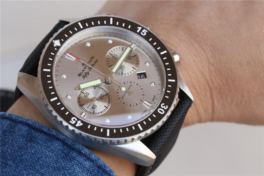 寶珀五十仿錶吧 KJ寶珀五十噚繫列5200款¥3880-高仿錶 寶珀五十仿錶吧 KJ寶珀五十噚繫列5200款¥3880-高仿錶