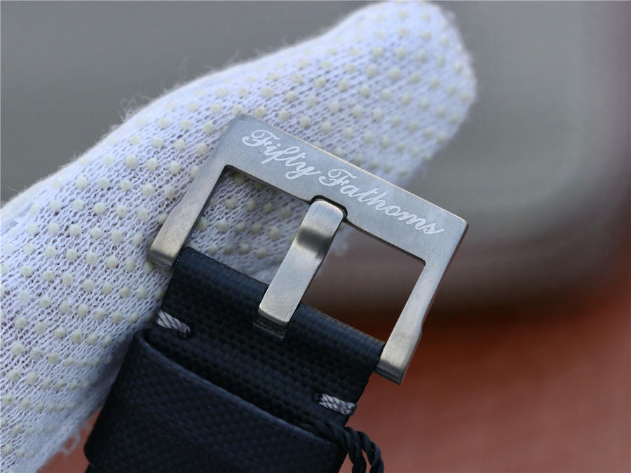 復刻手錶寶珀五十噚值得買嗎 HG寶珀全新的五十噚大日歴5050-12B30-B52A¥4580-高仿錶 復刻手錶寶珀五十噚值得買嗎 HG寶珀全新的五十噚大日歴5050-12B30-B52A¥4580-高仿錶