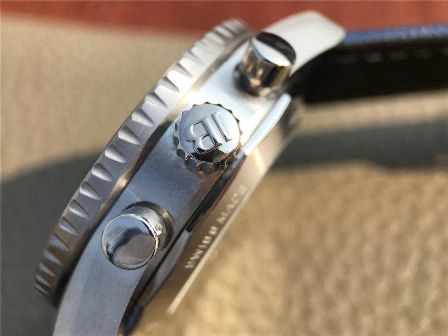 高仿手錶寶珀五十尋 KJ寶珀五十噚繫列5200款￥3980-高仿錶