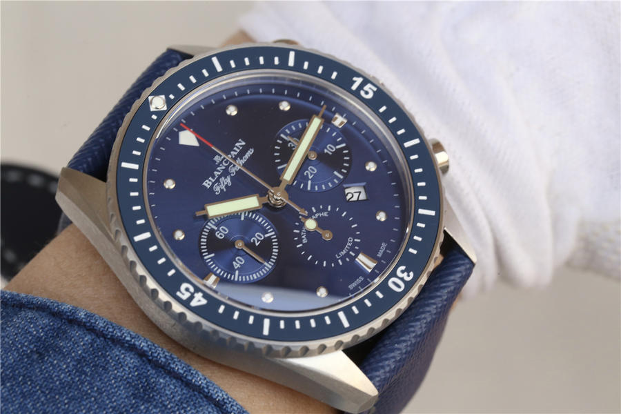 高仿手錶寶珀五十尋 KJ寶珀五十噚繫列5200款￥3980-高仿錶