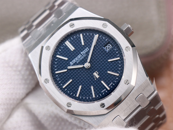 愛彼皇家橡樹哪家1比1復刻的好 15202 ZF愛彼15202ST.OO.1240ST.01￥3480-高仿錶