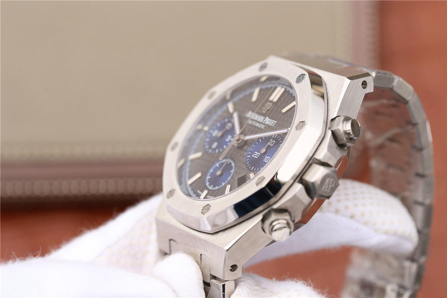 復刻手錶愛彼皇家橡樹 26331IP.OO.1220IP.01 JH廠手錶￥3880-高仿錶