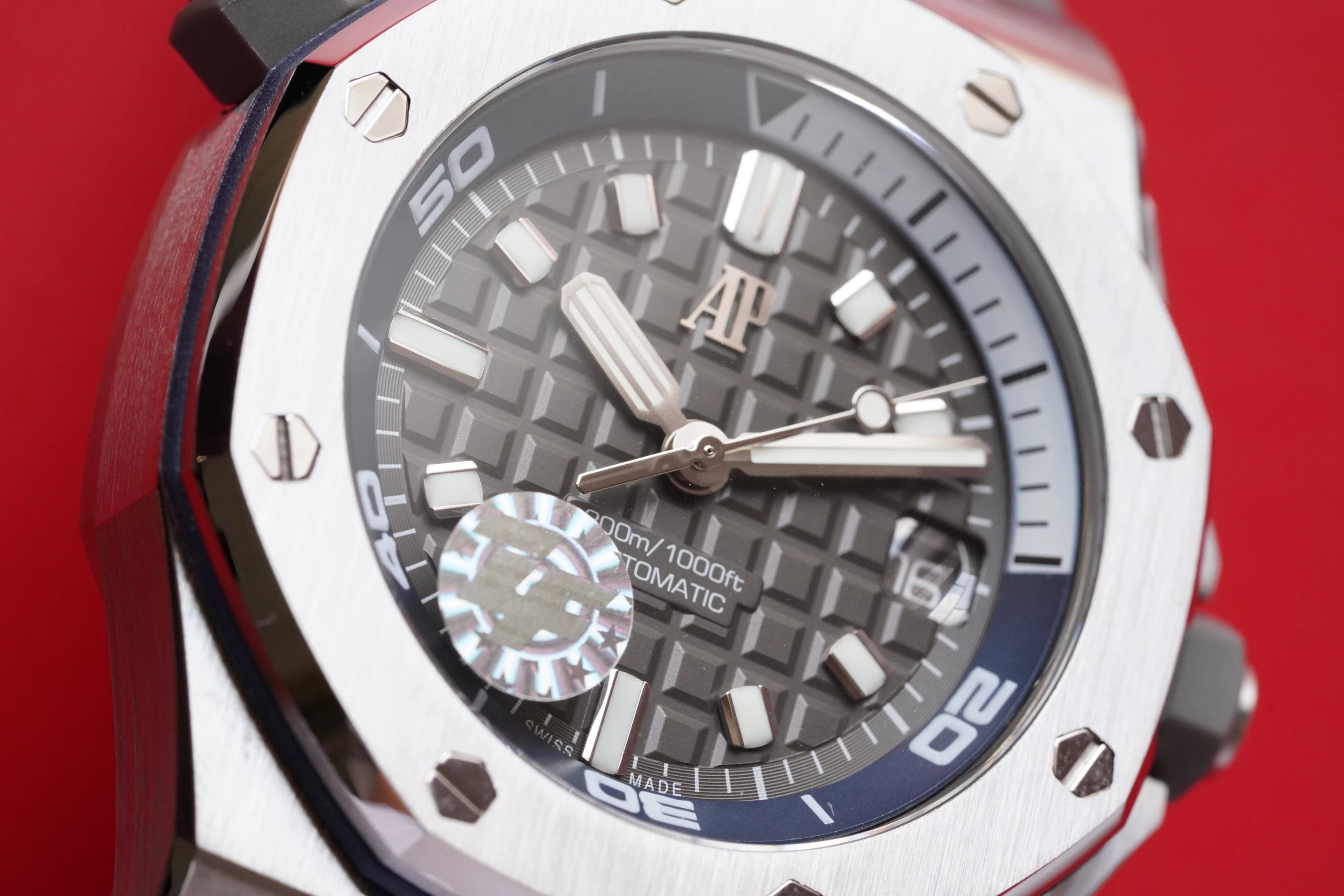 1比1精仿愛彼皇家橡樹15720價格 zf 15720CN.OO.A002CA.01¥3680-高仿錶 1比1精仿愛彼皇家橡樹15720價格 zf 15720CN.OO.A002CA.01¥3680-高仿錶