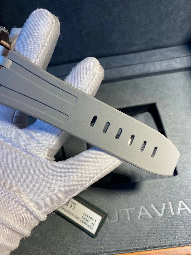 愛彼皇家橡樹離岸1比1復刻 AI愛彼皇家橡樹離岸型15711OI.OO.A006CA.01¥3480-高仿錶 愛彼皇家橡樹離岸1比1復刻 AI愛彼皇家橡樹離岸型15711OI.OO.A006CA.01¥3480-高仿錶