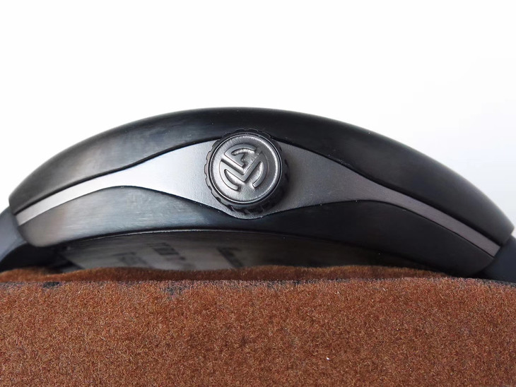 法蘭克穆勒高仿一比一 ZF廠手表法蘭克穆勒V45系列男表¥4580-高仿錶 法蘭克穆勒高仿一比一 ZF廠手表法蘭克穆勒V45系列男表¥4580-高仿錶