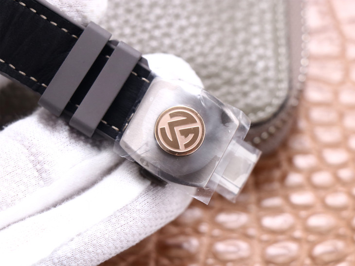 法蘭克穆勒v45遊艇1比1高仿多少錢 ZF法蘭克穆勒遊艇 V45￥4580-高仿錶