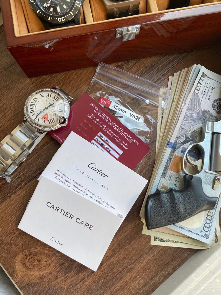 1比1復刻卡地亞藍氣球繫列腕錶男價格 WE9009Z3￥3180-高仿錶