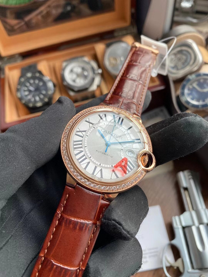 1比1高仿卡地亞藍氣球男錶價格玫瑰金 WJBB0035￥2980-高仿錶