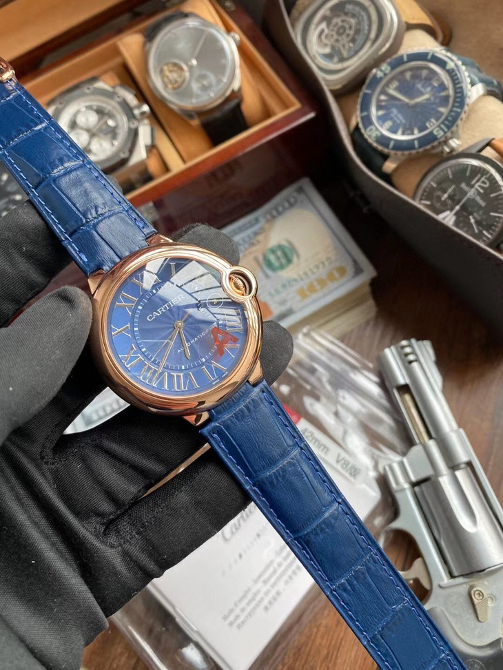 1比1復刻卡地亞藍氣球男錶價格 v6卡地亞藍氣球繫列WGBB0036 玫瑰金色 藍盤¥3180-高仿錶 1比1復刻卡地亞藍氣球男錶價格 v6卡地亞藍氣球繫列WGBB0036 玫瑰金色 藍盤¥3180-高仿錶