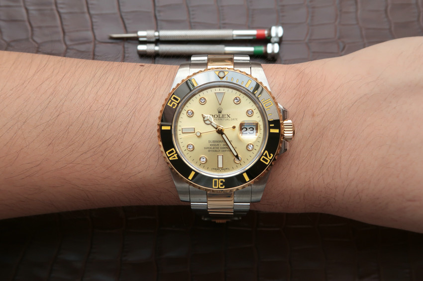 勞力士116613LB-97203間金黃金面水鬼v7鑲鉆版 一比一復刻-高仿錶